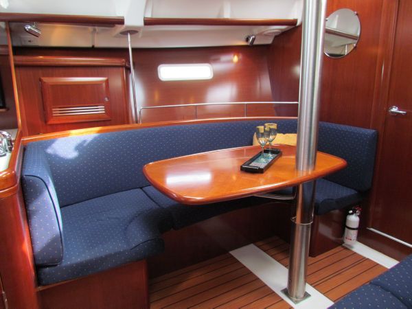 Pearl's Portside Setee and Dining Table